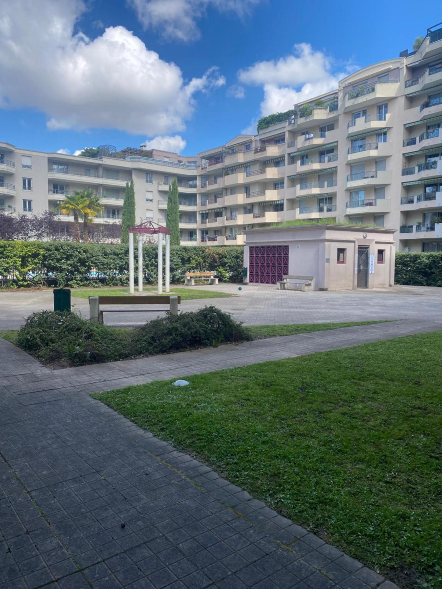 Apartmán Super T2 Avec Piscine Lyon 3Eme Exteriér fotografie
